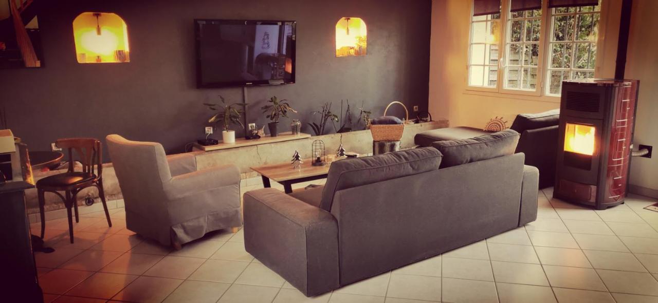 Gite Cosy Green Chevincourt Eksteriør bilde